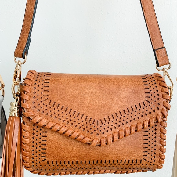 Layer Cut Braided Crossbody Bag - Picture 2 of 5
